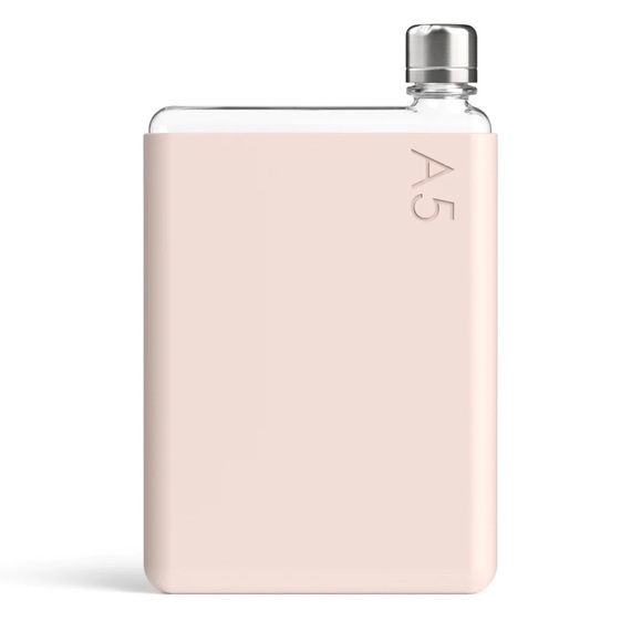 MEMOBOTTLE A5 memobottle and A5 Silicone Sleeve - Pale Coral - Picture 6 of 6